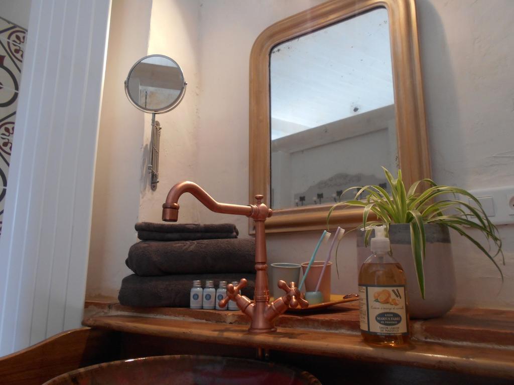 Bastida De Beata Bed & Breakfast Noailles  Exterior photo