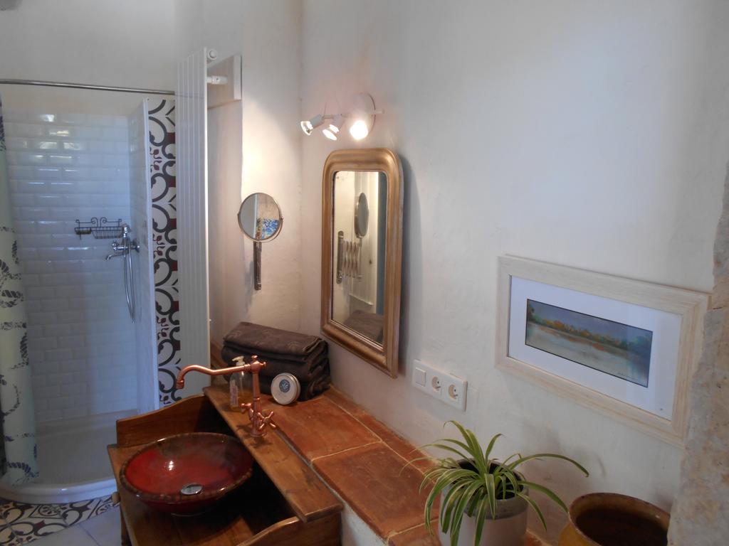Bastida De Beata Bed & Breakfast Noailles  Exterior photo