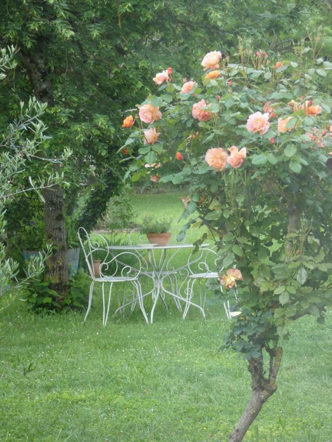 Bastida De Beata Bed & Breakfast Noailles  Exterior photo